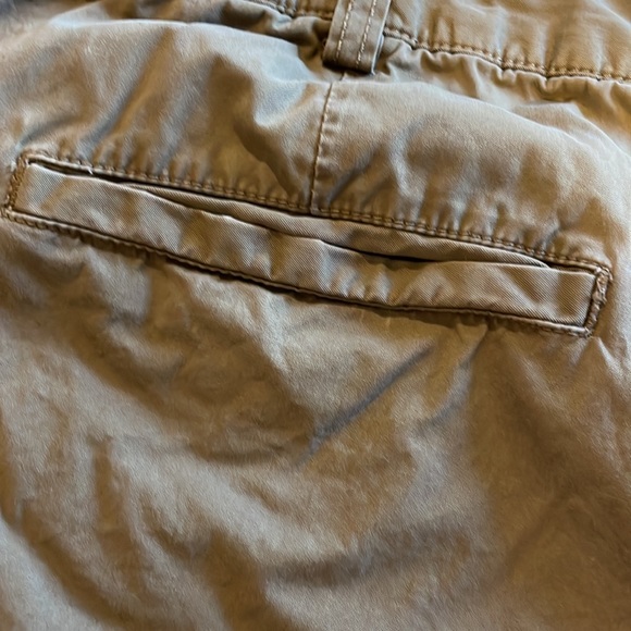 J.Crew men’s flat front 38 brown shorts - Picture 4 of 8